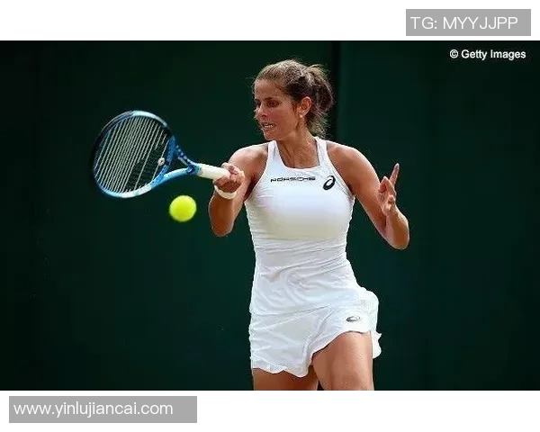 重庆网球队的中路突破之道:深度解析网球战术与训练技巧 重庆网球队的中路突破之道:深度解析网球战术与训练技巧