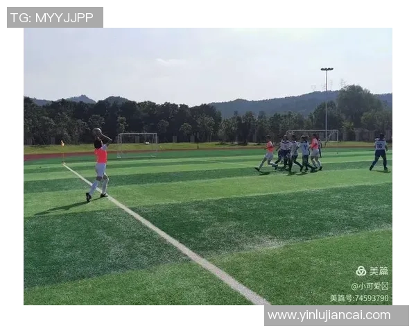 深圳足球队在足球战术排行榜中荣获第三名的辉煌成就分析