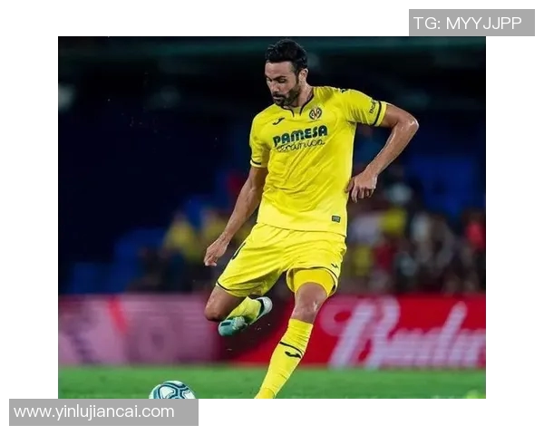 球迷热议越南足球明星表现与未来发展潜力分析